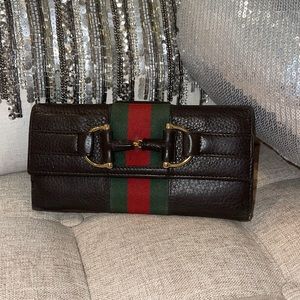 🎅🎁Gucci Wallet Chocolate Brown Leather with Gold Gucci Hardware